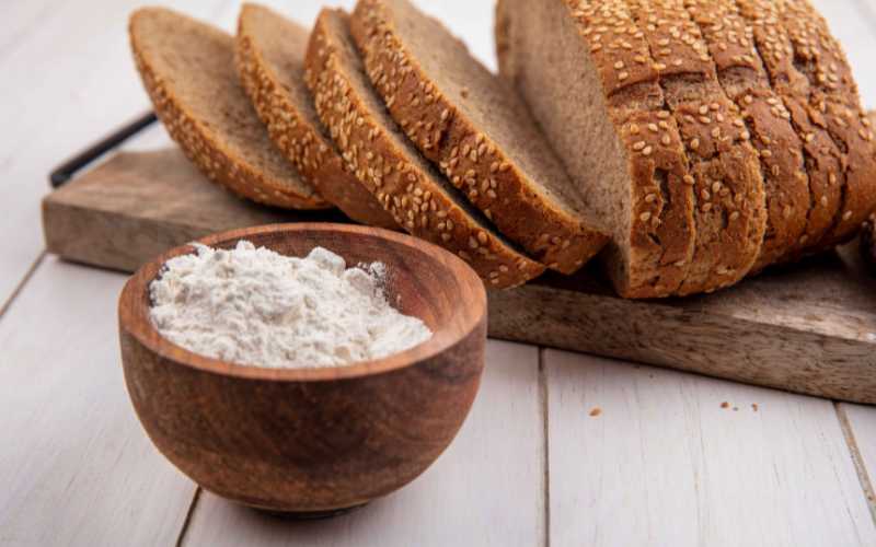 O que é pão integral com farinha integral, linhaça e aveia