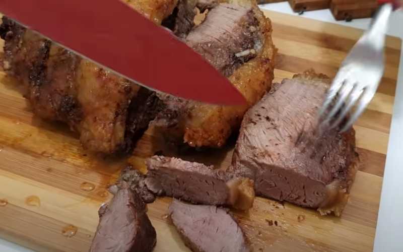 Por quanto tempo devo assar a picanha na manteiga verde