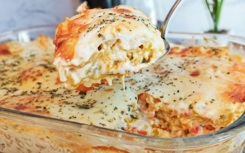 Posso substituir o molho branco por outro tipo de molho